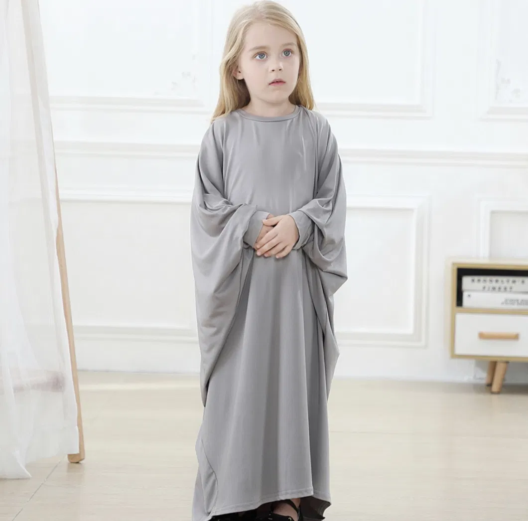 89 Kinds New Design of Arabia Kids Clothes Item Number Km8062 Muslim Kids Muslim Robe